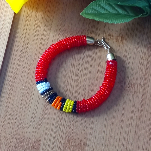 No Brand Jewelry - 1PC Beautiful African Red Maasai Beaded Bracelet